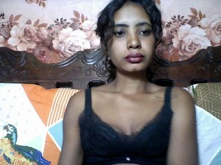 에로틱 한 영상 채팅 Annicka25