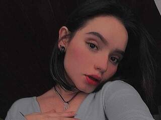 에로틱 한 영상 채팅 Annie-Mills