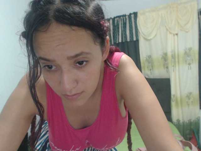 방송 스크린 샷 annieclark