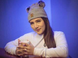 에로틱 한 영상 채팅 AnnieCox1