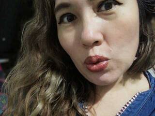 에로틱 한 영상 채팅 anniejhonson1