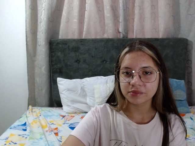 사진 annielove18 Hi guys, do you want to have fun with me? squirt show in pvt♥♥