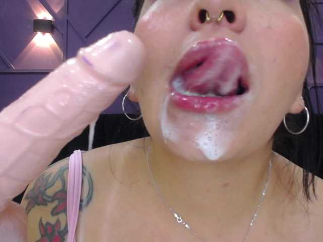 사진 Anniieose i want have a big orgasm, do you want help me? #spit #latina #smoke #tattoo #braces #feet #new