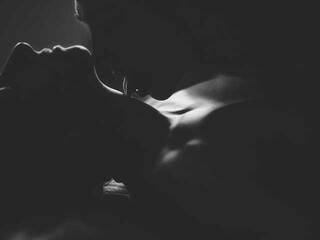 에로틱 한 영상 채팅 Anon17CM