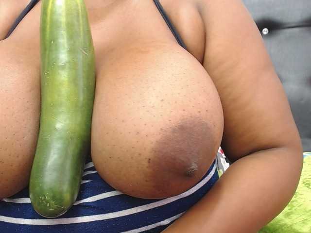 사진 antonelax #ass #pussy #lush #domi #squirt #fetish #anal deep cucumber #tokenkeno