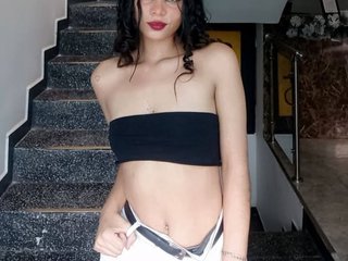 에로틱 한 영상 채팅 AntonellaRuiiz