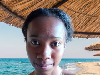 에로틱 한 영상 채팅 Antonia-2