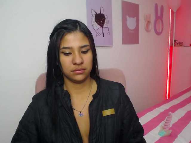 사진 antonia018 Hi my name is Ana, from Colombia♥ Show Feet: 10 Spank Ass: 15 Flash Ass: 30 Flash Tits: 50 :Flash Pussy: 60 :Get Naked: 100 : Pussy Play: 150 : Toy Pussy Play: 170 :CUM SHOW: 300 :C2C: 75 : *********: 999 :Snap: 666