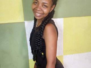 에로틱 한 영상 채팅 Antonia39