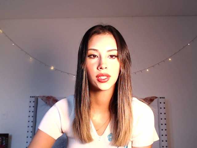 방송 스크린 샷 April-Smitth