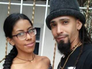 에로틱 한 영상 채팅 AprilAndScott