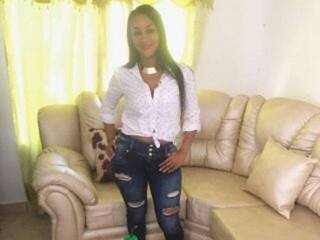 에로틱 한 영상 채팅 apriltaylor