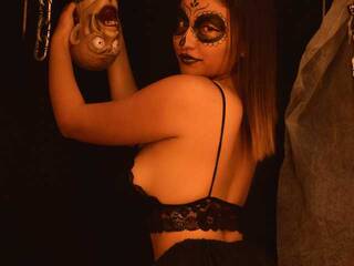 에로틱 한 영상 채팅 ArianaSanders