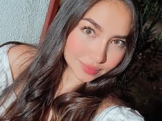 에로틱 한 영상 채팅 ArianaTorres