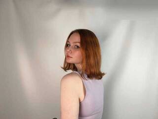 에로틱 한 영상 채팅 ArielCrystal