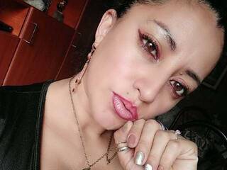 에로틱 한 영상 채팅 Aries-arial