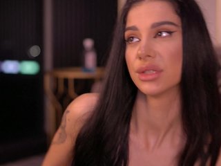 에로틱 한 영상 채팅 ArinaRhodes