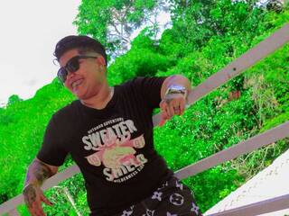 에로틱 한 영상 채팅 Artemis-Rosse