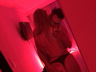 에로틱 한 영상 채팅 Asalexy