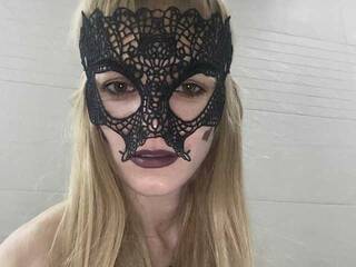 에로틱 한 영상 채팅 AshFannie