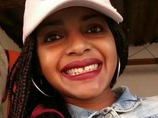 에로틱 한 영상 채팅 Ashley-Ebony