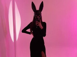 에로틱 한 영상 채팅 AshkaDy