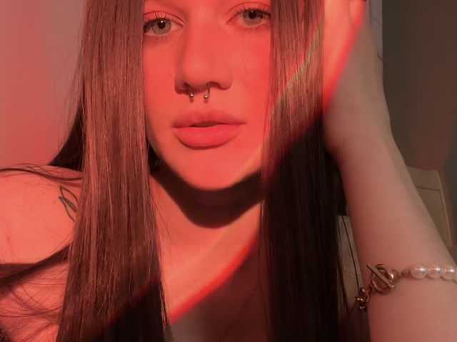 프로필 사진 KarinaGrey