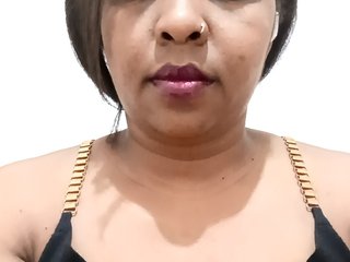 에로틱 한 영상 채팅 Asminah