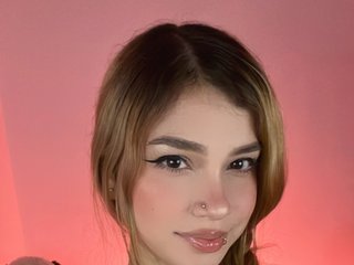 에로틱 한 영상 채팅 Assshley-D