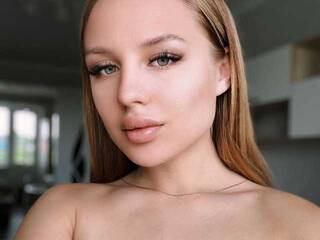 에로틱 한 영상 채팅 Astii