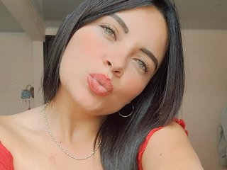 에로틱 한 영상 채팅 Athalya