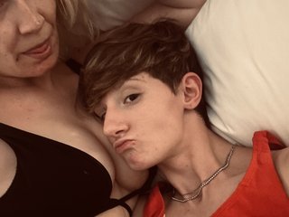 에로틱 한 영상 채팅 AToTheBHellaFreaky