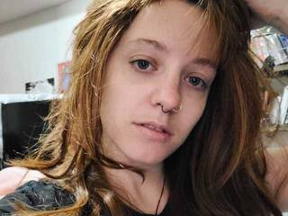 에로틱 한 영상 채팅 AugustBell