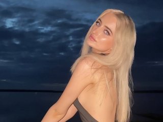 에로틱 한 영상 채팅 AuraLahrman