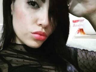 에로틱 한 영상 채팅 AuroraKz