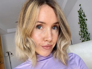 에로틱 한 영상 채팅 aurybunnyx