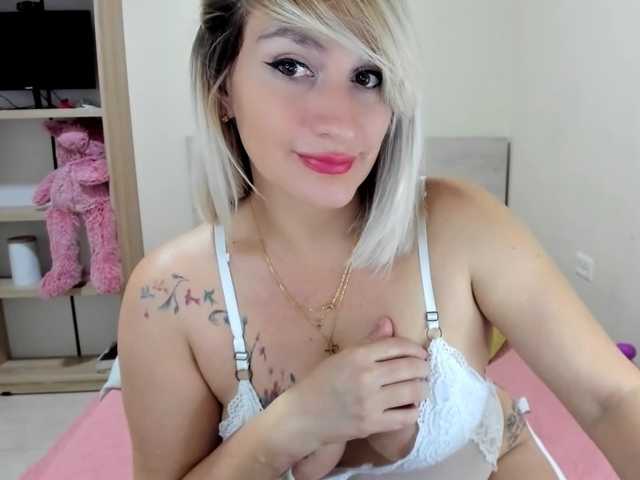 프로필 사진 avajonesmilf