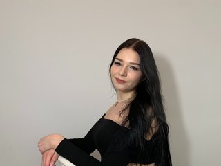 에로틱 한 영상 채팅 AvaPretty