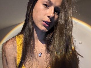 에로틱 한 영상 채팅 Ayla-