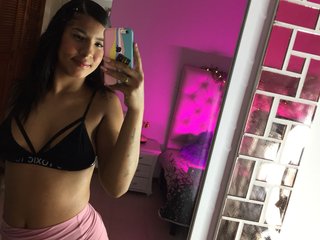 에로틱 한 영상 채팅 ayleenx