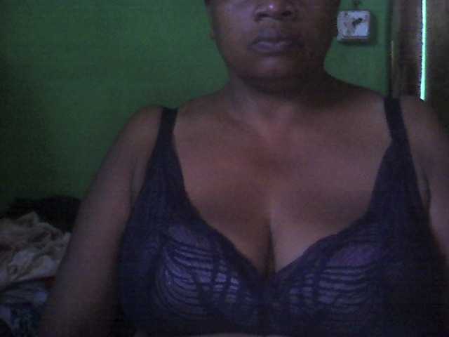 방송 스크린 샷 Aynabrina