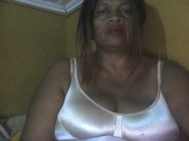 방송 스크린 샷 Aynabrina