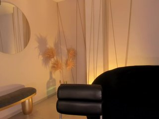 에로틱 한 영상 채팅 AyshelBrown