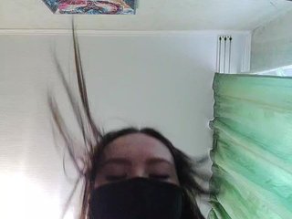 에로틱 한 영상 채팅 Azrielia