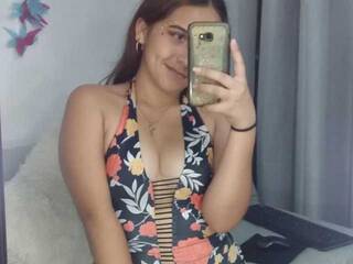 에로틱 한 영상 채팅 AzulFun