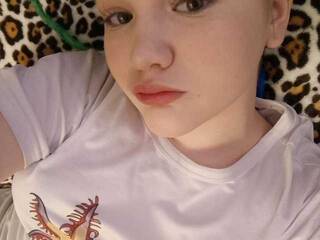 에로틱 한 영상 채팅 Baby-Molly