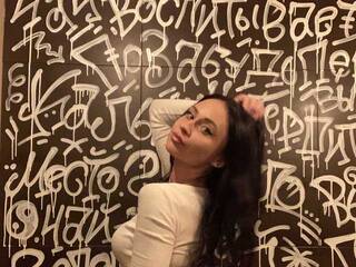 에로틱 한 영상 채팅 BabyAlicea