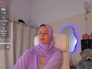 에로틱 한 영상 채팅 BadraSaadi