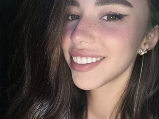 에로틱 한 영상 채팅 Bast3t