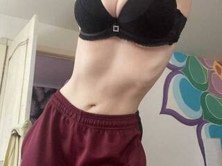 에로틱 한 영상 채팅 Vikamp